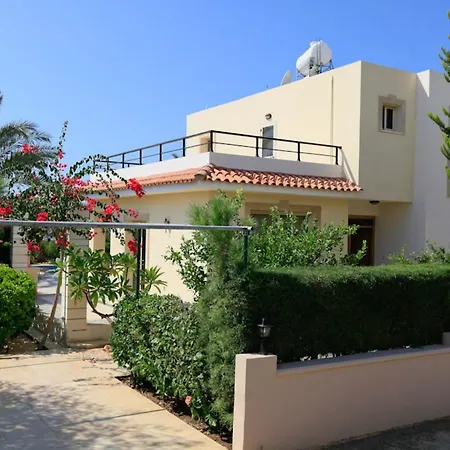 Valia Villa Peyia